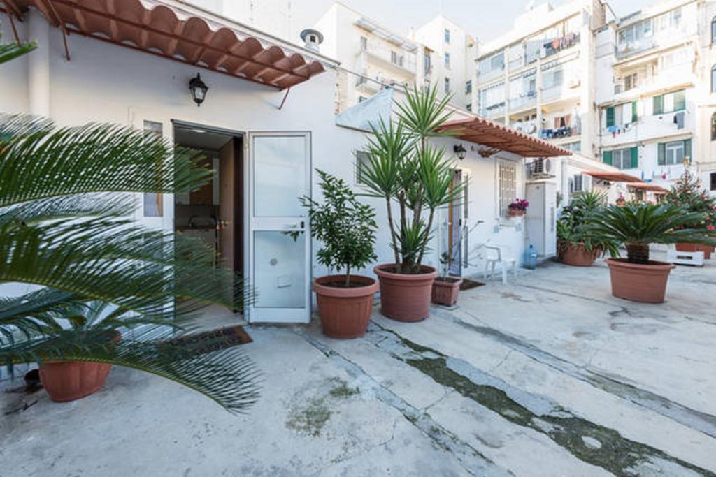 דירות בארי Al Cortile מראה חיצוני תמונה